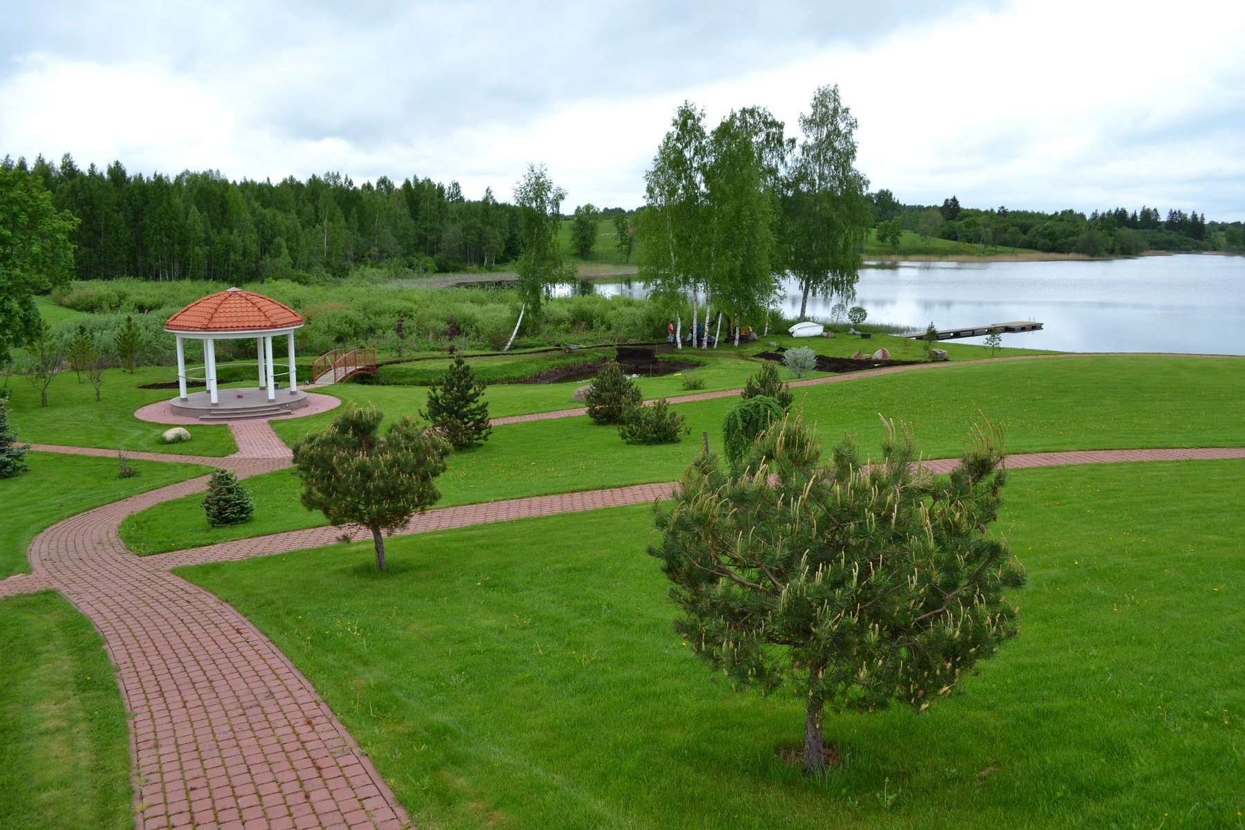 Tänavakivide paigaldustöö ja viimistlus objektil